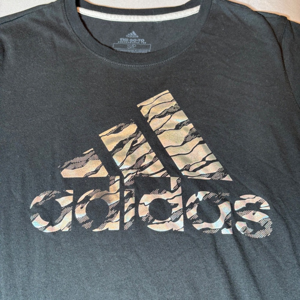 Adidas Go-To Performance Tee Womens Small Black Iridescent Graphic Logo T-Shirt - Picture 2 of 4